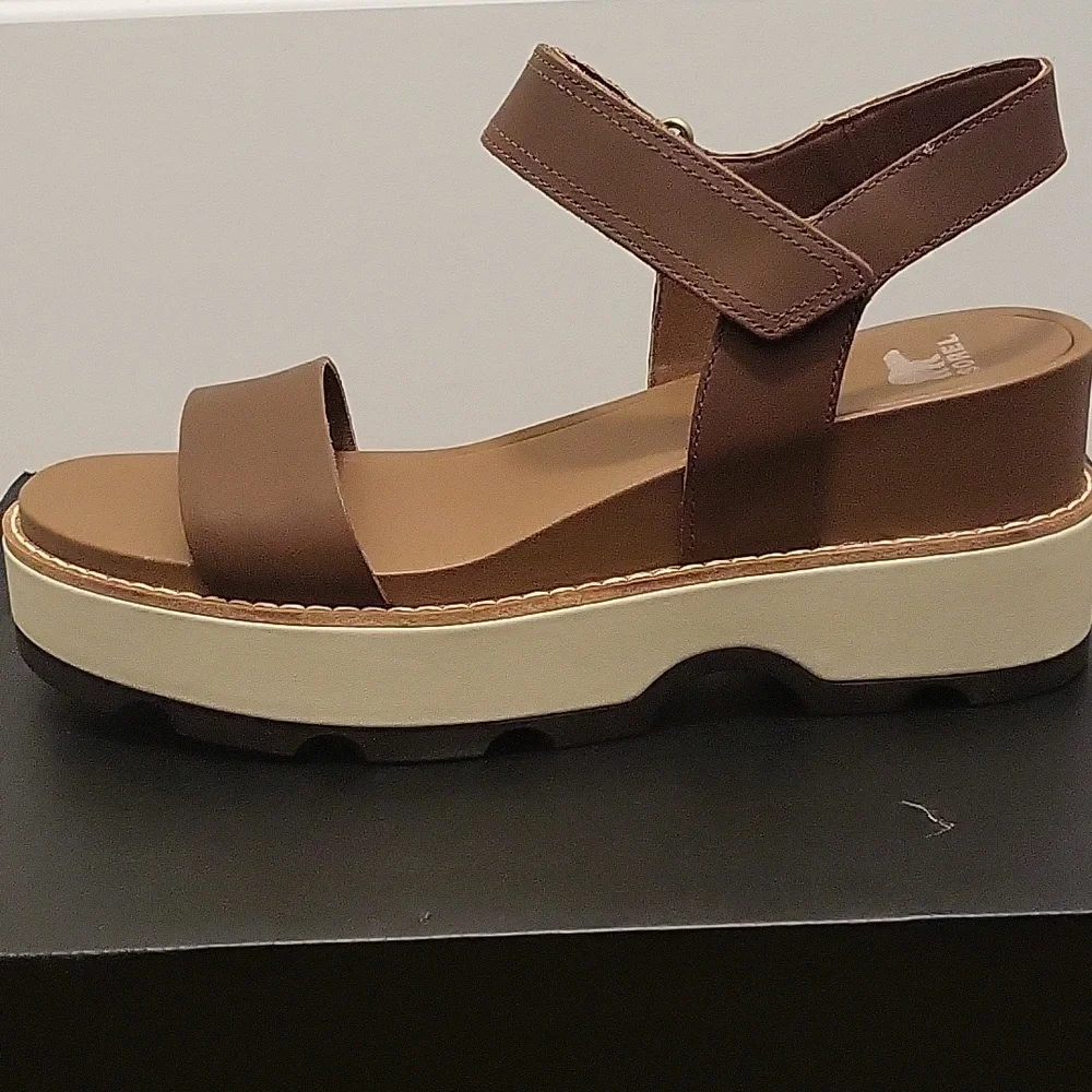 Sorel Women's Joanie™ IV Y Strap Wedge Sandal Size 11 Never Worn - Picture 10 of 17